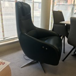 Hjort Knudsen 7698 Harmony Power Recliner Chair