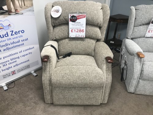 Celebrity Westbury Grande Single Motor Lift & Rise Recliner with Knuckle